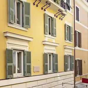 3* Affittacamere Garibaldi Piazza Di Spagna